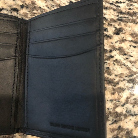 Wallet - Picture 5 of 8